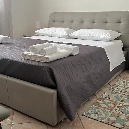 Apartament Vedesa *